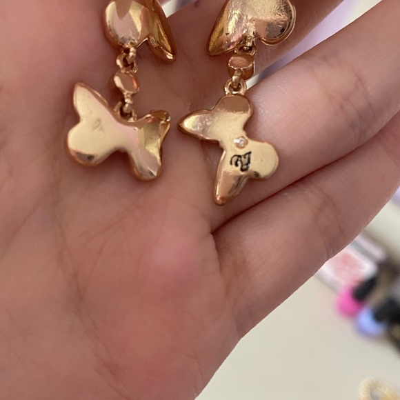 NWT Betsey Johnson lavender Butterfly drop Mismatched Earrings - Picture 3 of 3